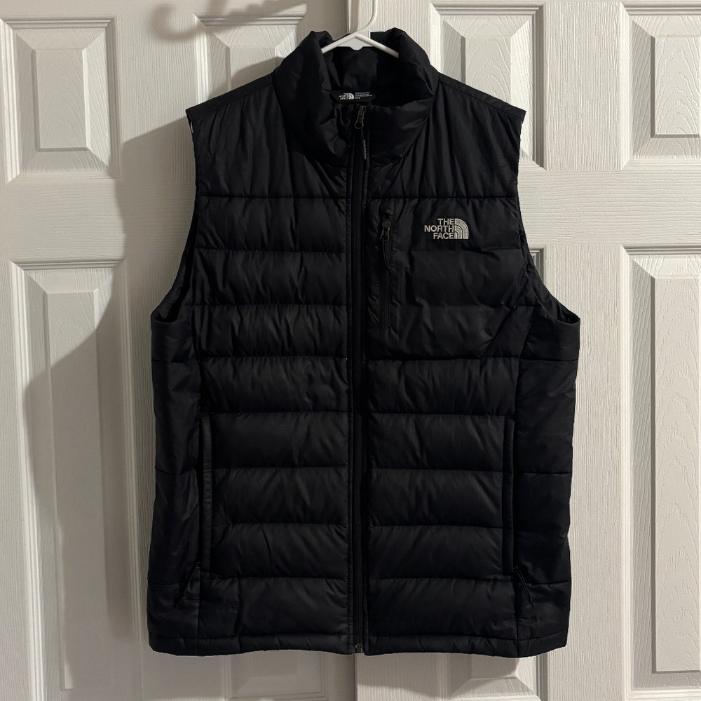 The North Face 550 Puffer Vest - Size Medium
